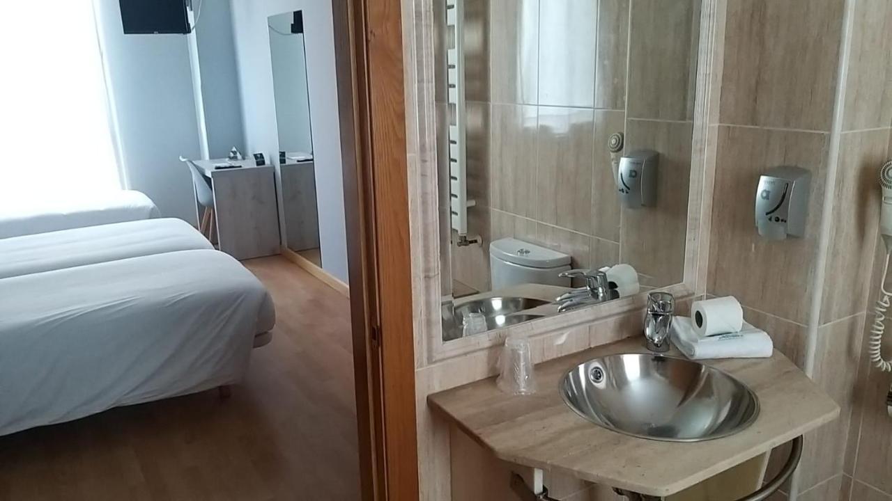 Hotel Alda Centro Oviedo Luaran gambar