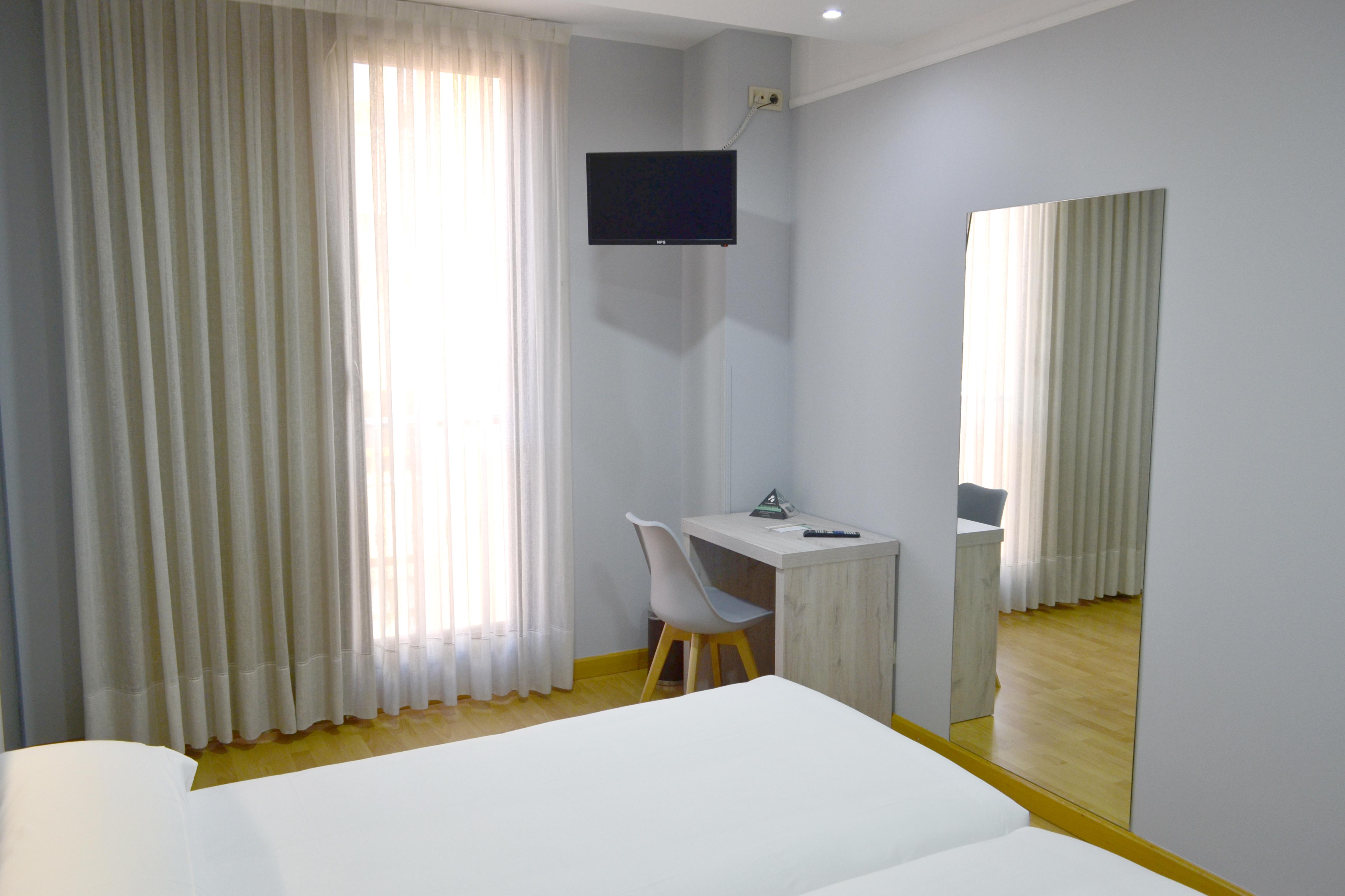 Hotel Alda Centro Oviedo Luaran gambar
