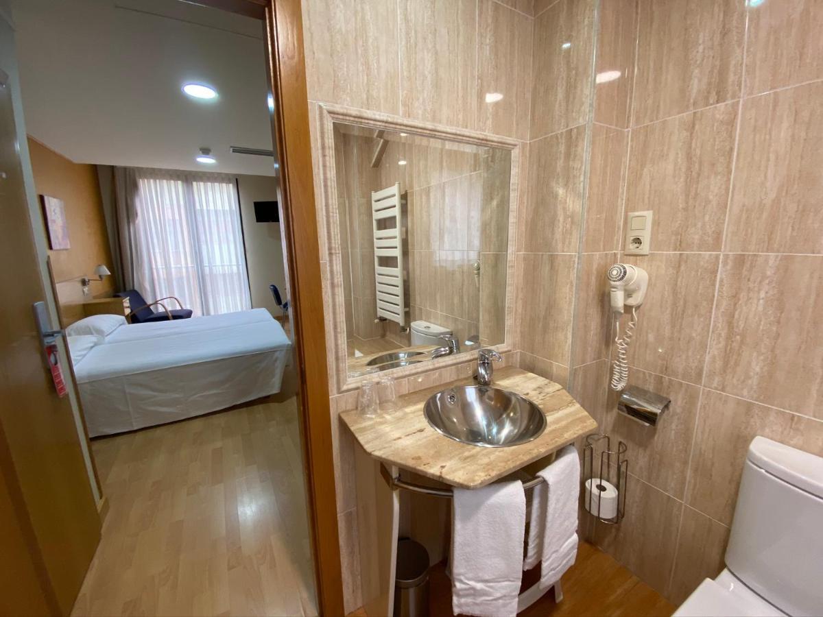 Hotel Alda Centro Oviedo Luaran gambar
