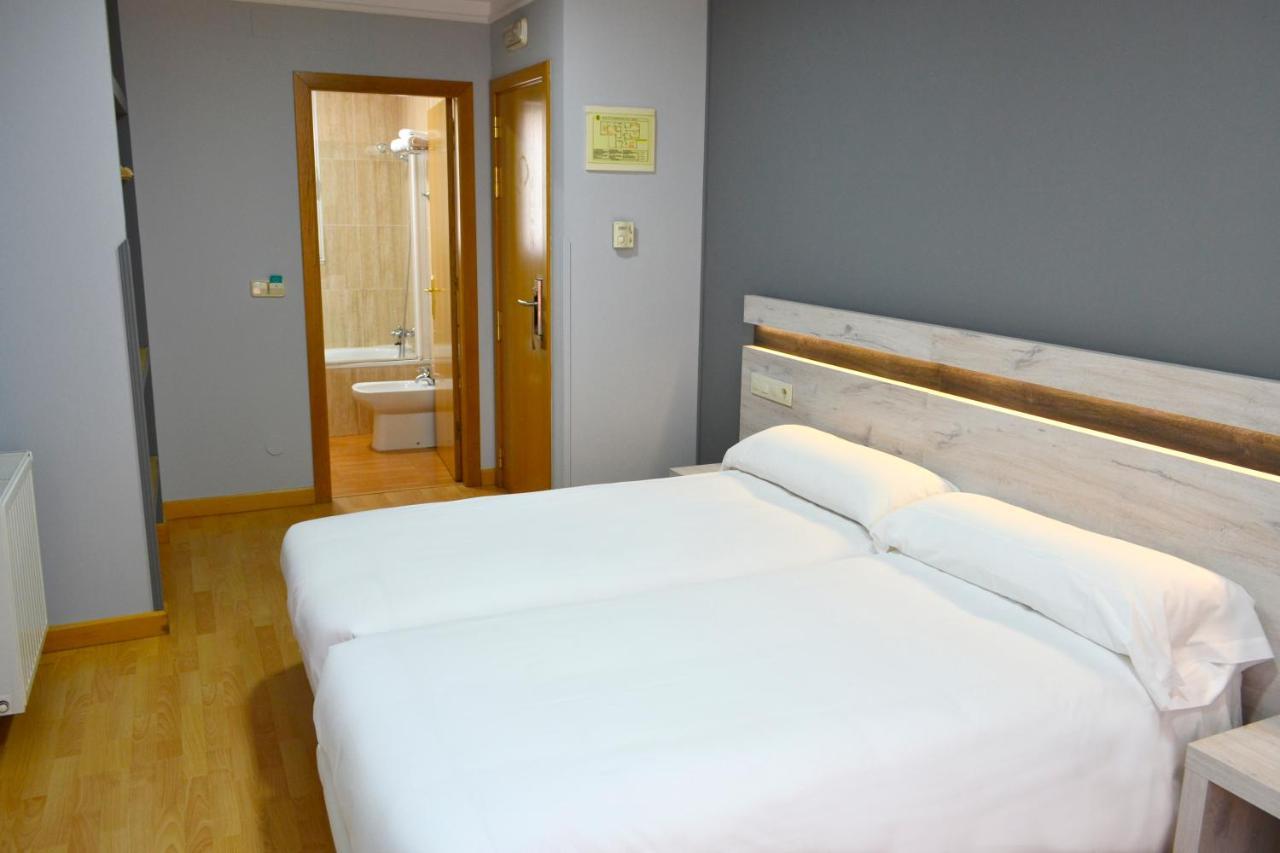 Hotel Alda Centro Oviedo Luaran gambar